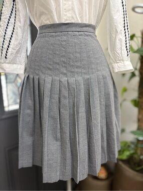 Vintage Sigrid Olsen Sport Classic Gray Pleated Skirt